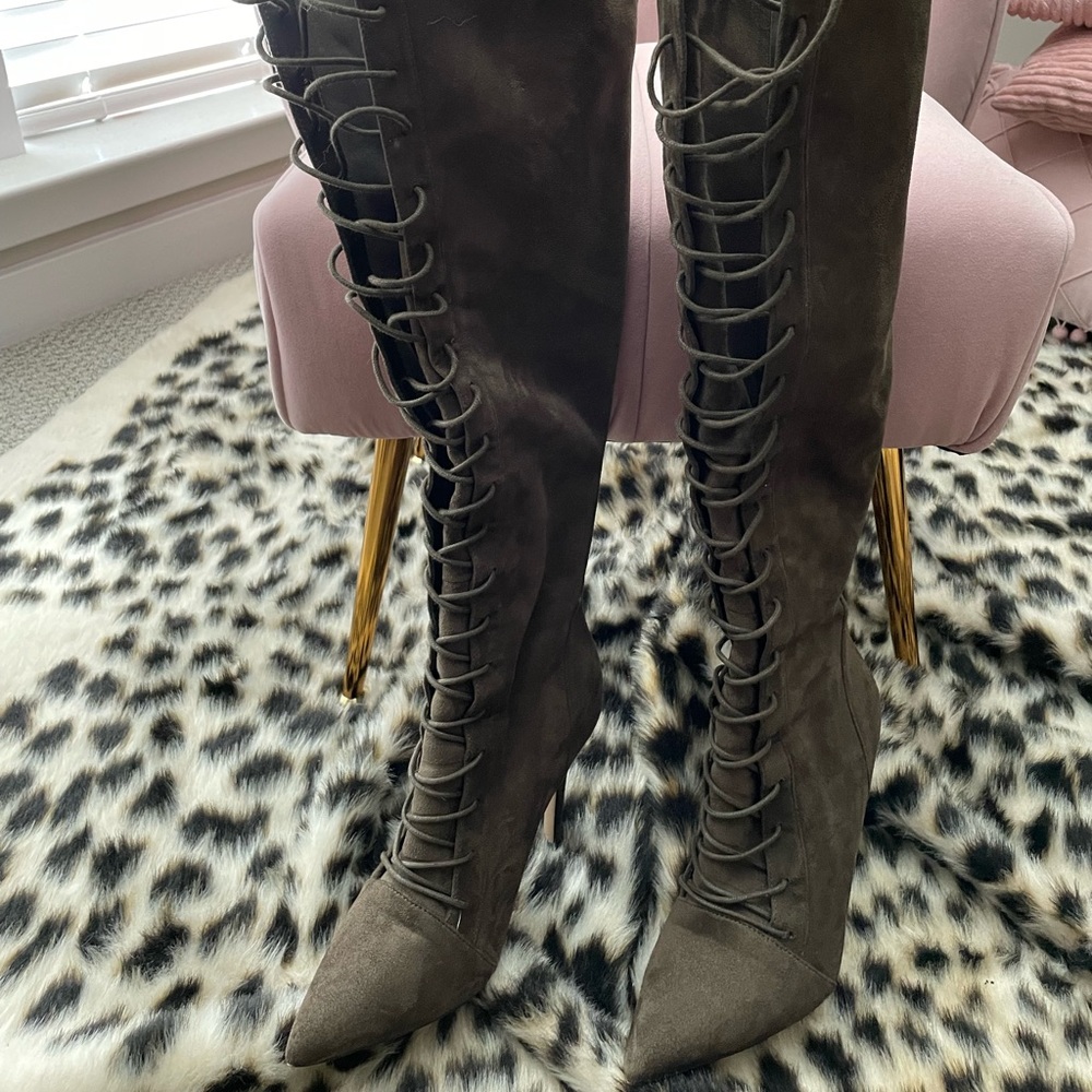 Army green Aldo knee boots size 9. Great condition